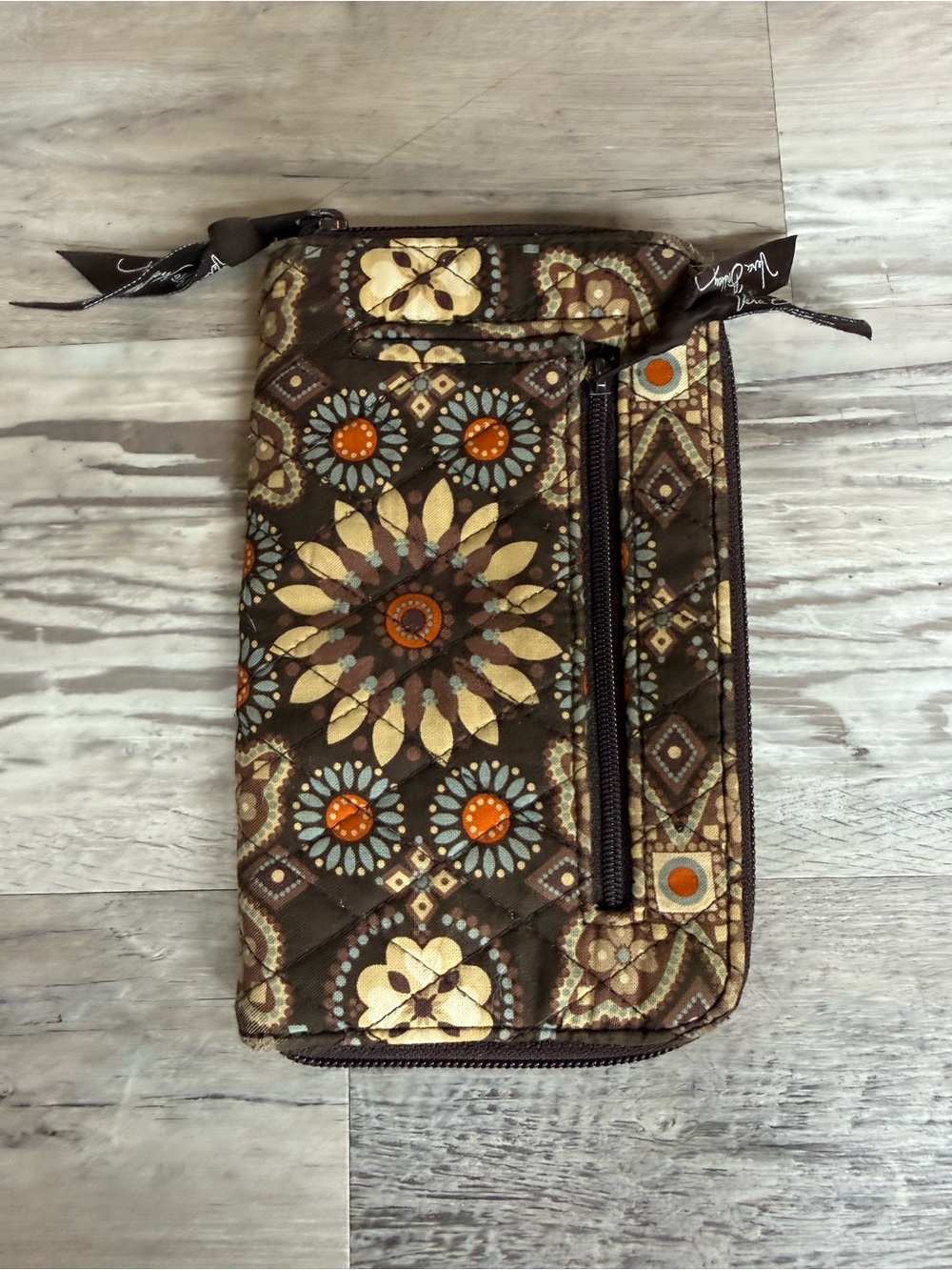 Vera Bradley Zip Around Wallet Quilted Wristlet In Retired Canyon Pattern